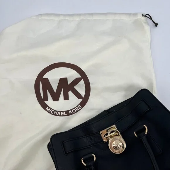 Michael Kors Black Chain Strap Shoulder Bag | Gold Hardware - Picture 3 of 10